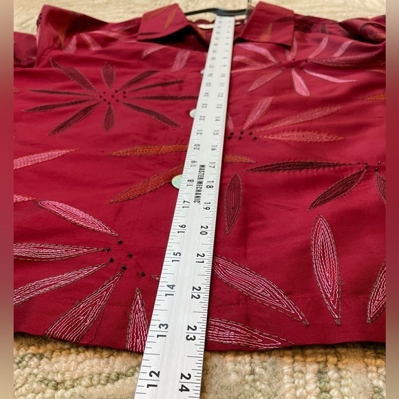 French Laundry 100% Silk (Raw) Embroidered Button Up 3/4 Sleeve Blouse - Picture 6 of 7